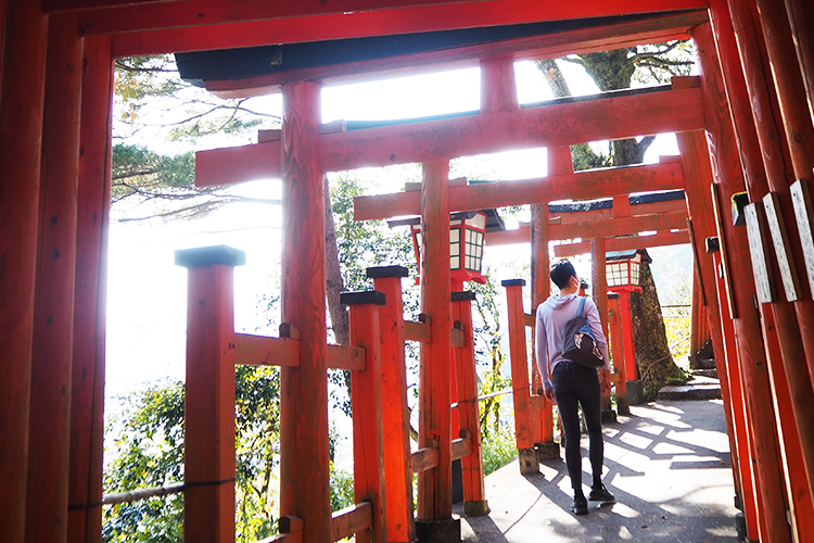 太鼓谷稲荷神社